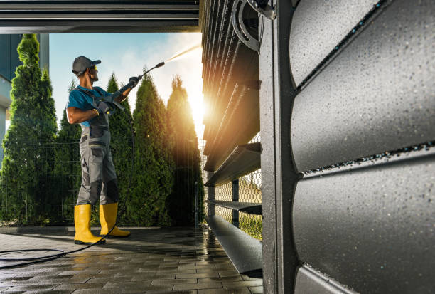 Best Solar Panel Cleaning  in Lynn, MA